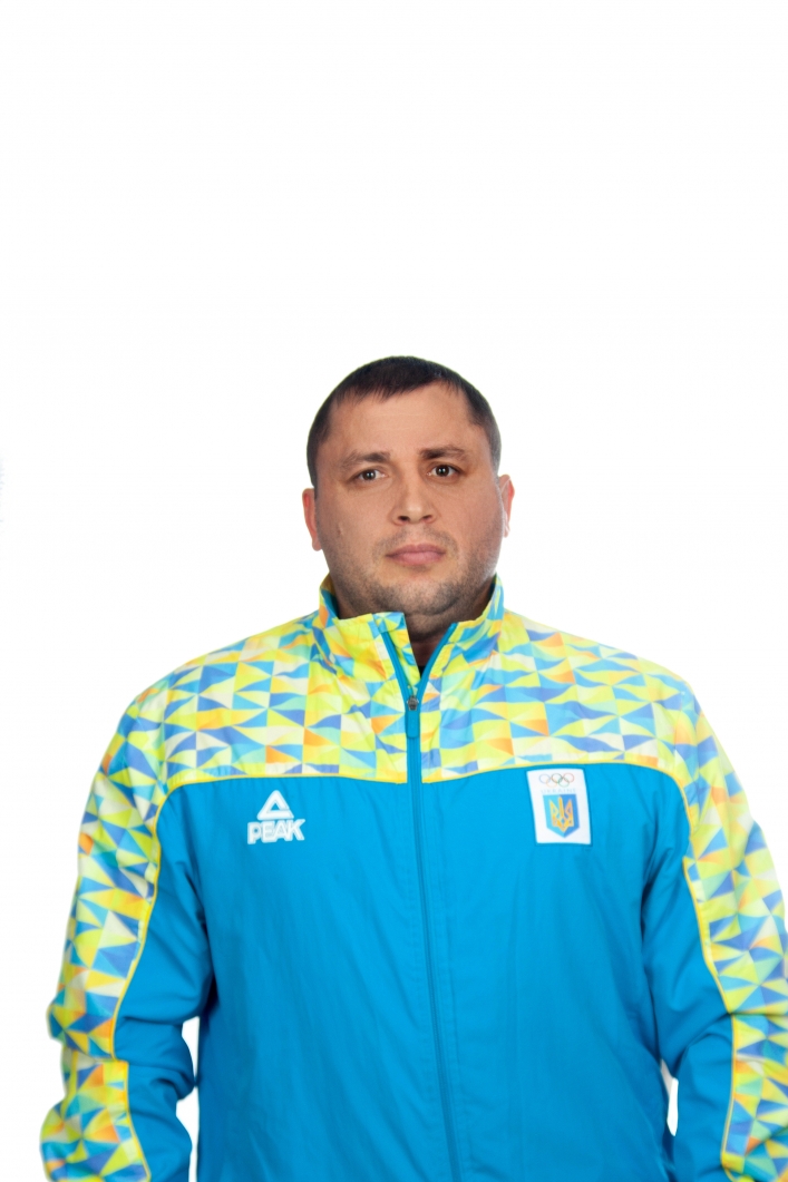 Владимир Соболь - мастер спорта Украины по вольной борьбе, судья многих борцовских турниров и соревнований областного и всеукраинского уровней. 